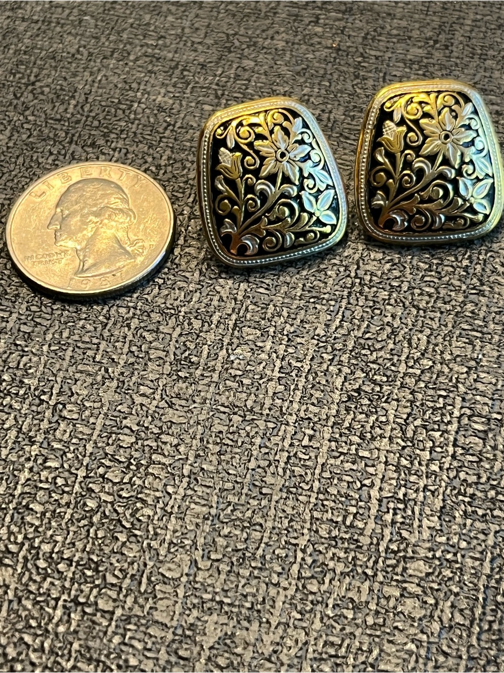 Vintage damascene earrings
